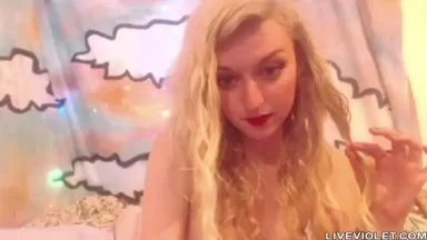 A British succulent young blonde Lula with a sexy voice